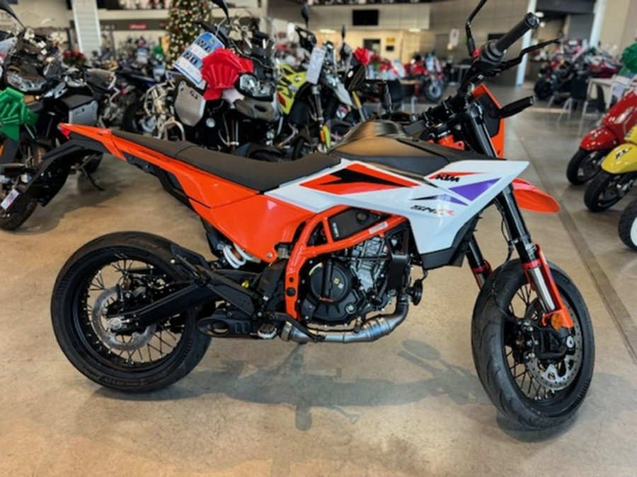 2025 KTM SMC 390 R