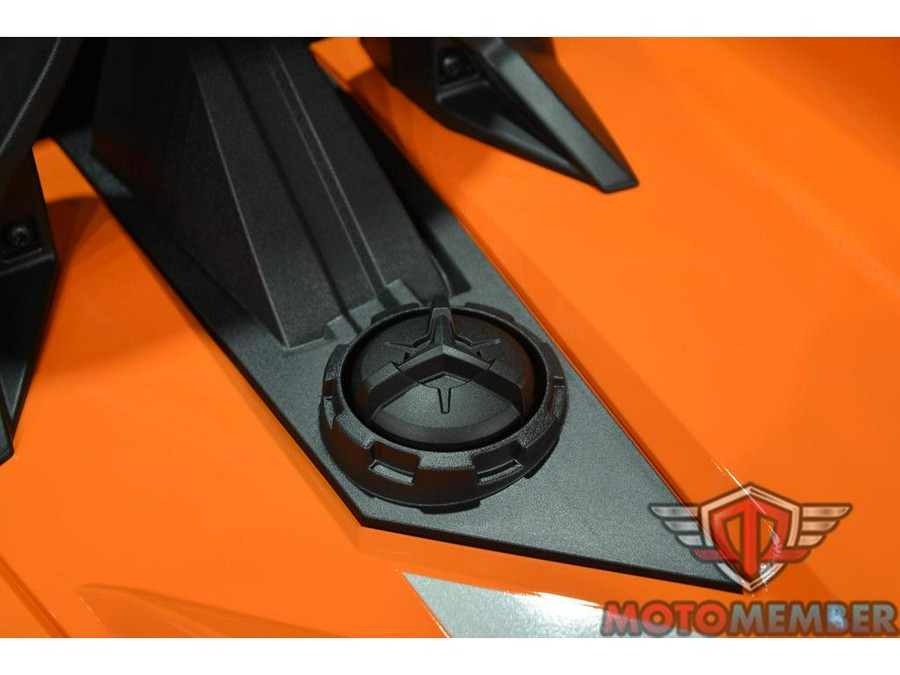 2026 Slingshot SL AutoDrive Sunburst Orange