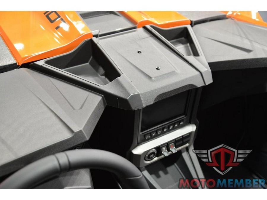 2026 Slingshot SL AutoDrive Sunburst Orange