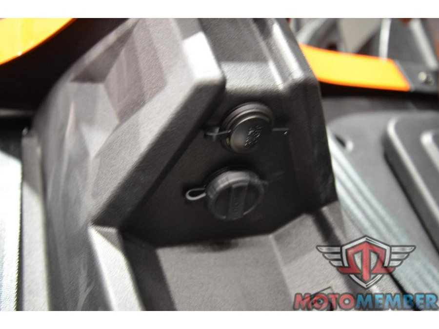 2026 Slingshot SL AutoDrive Sunburst Orange