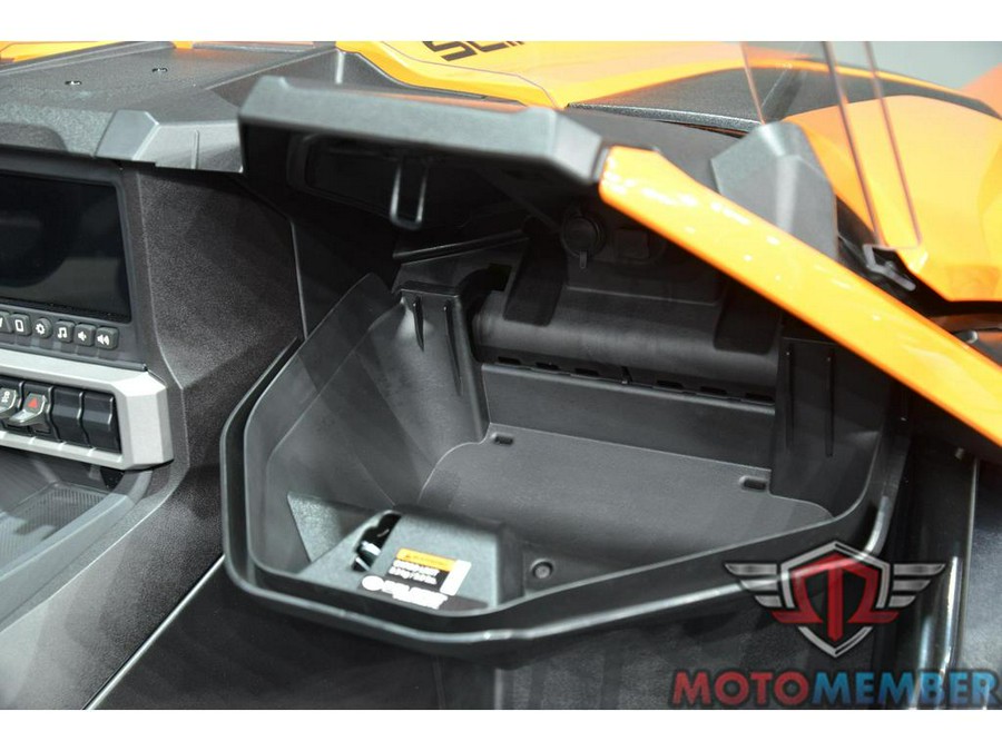 2026 Slingshot SL AutoDrive Sunburst Orange