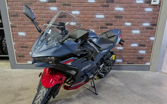 2026 Kawasaki Ninja® 500 SE ABS