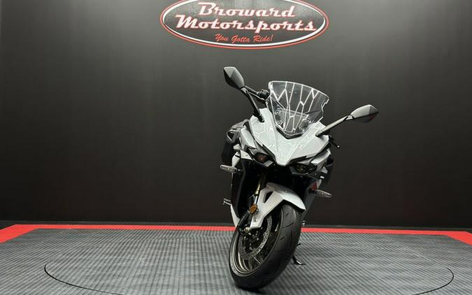 2026 Suzuki GSX-S 1000GT