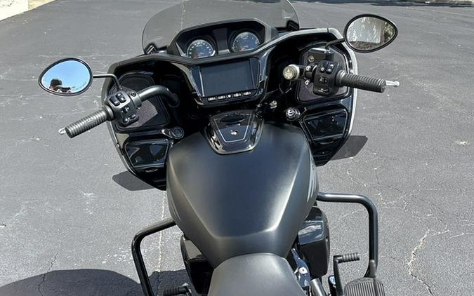 2023 Indian Challenger Dark Horse Black Smoke