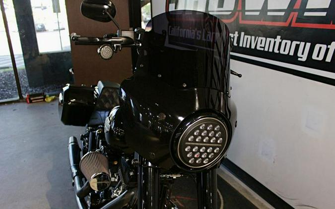 2017 Harley-Davidson® FLSS - Softail® Slim® S