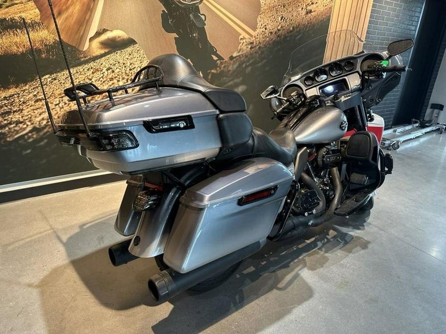 2019 Harley-Davidson® FLHTKSE - CVO™ Limited