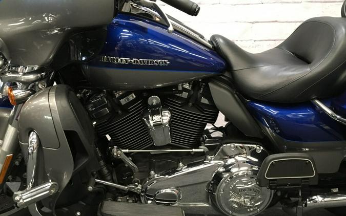2017 Harley-Davidson Ultra Limited Superior Blue / Silver FLHTK