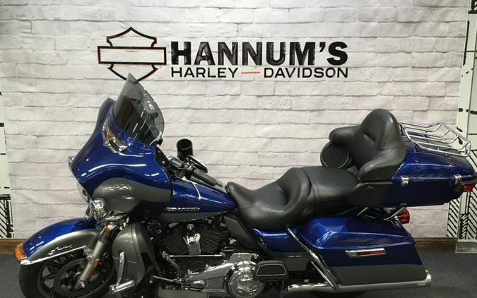 2017 Harley-Davidson Ultra Limited Superior Blue / Silver FLHTK