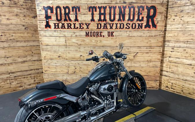 2026 Harley-Davidson Breakout