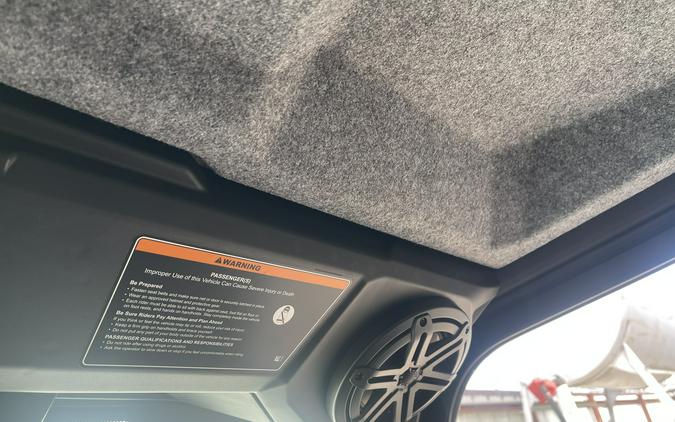 2026 Can-Am Defender MAX Limited HD11