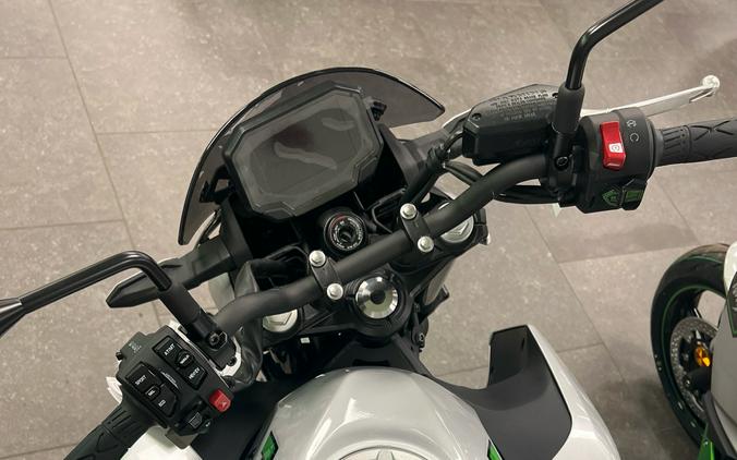 2024 Kawasaki Z7 Hybrid ABS