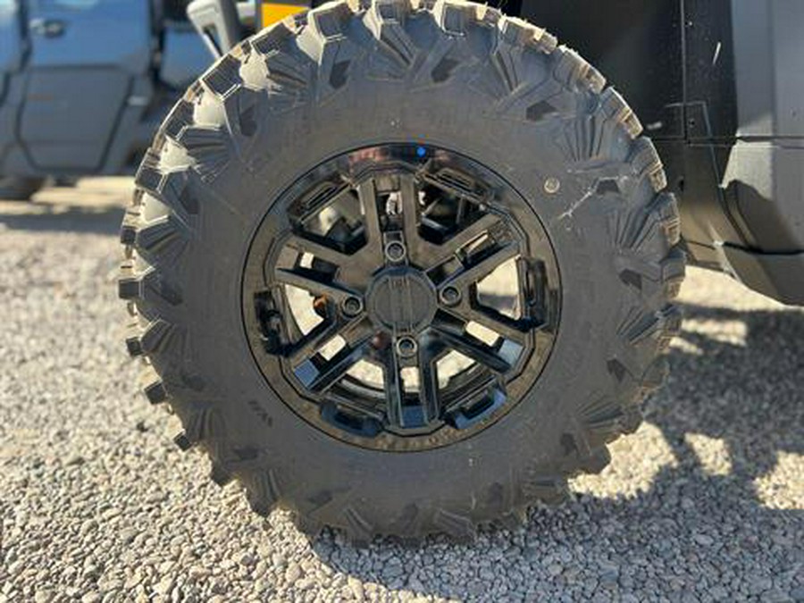 2025 Can-Am Defender MAX Lone Star