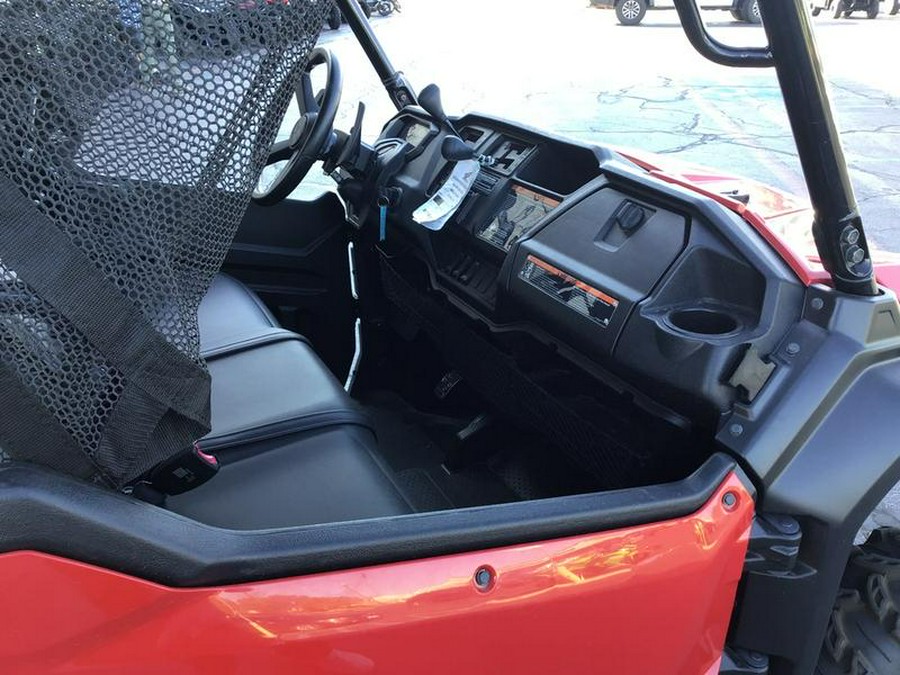 2025 Honda® Pioneer 1000-6 Deluxe Crew