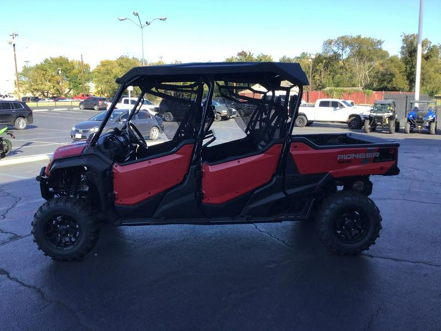 2025 Honda® Pioneer 1000-6 Deluxe Crew