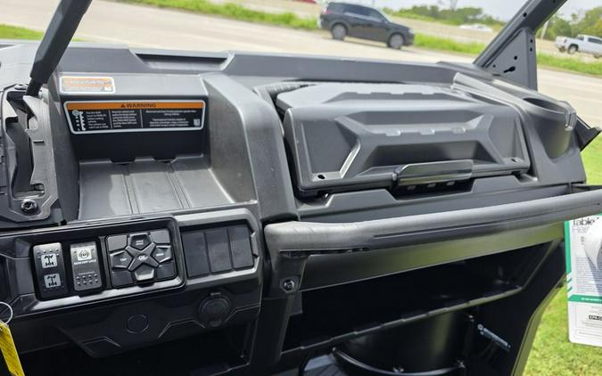 2026 Can-Am® Defender XT HD9