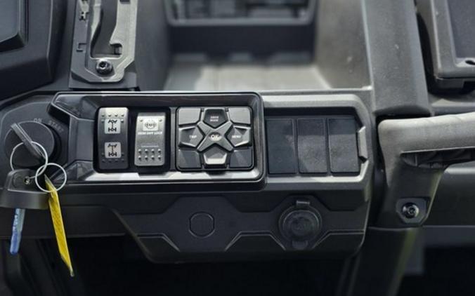 2026 Can-Am® Defender XT HD9