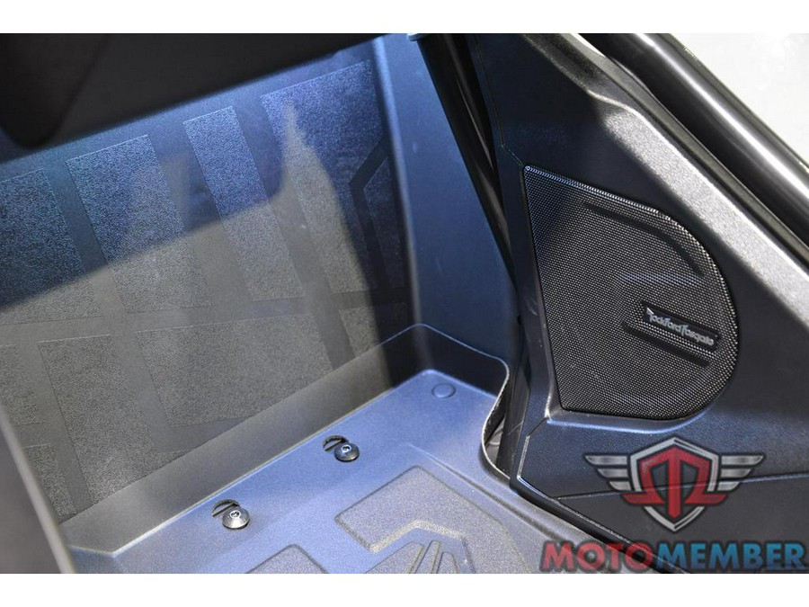 2026 Slingshot SL AutoDrive