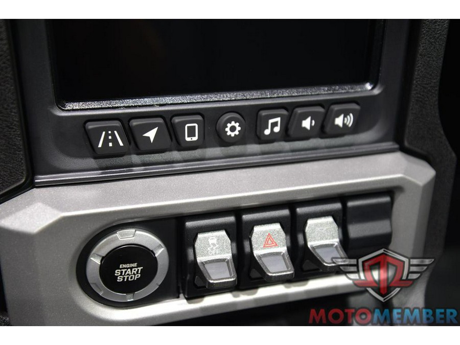 2026 Slingshot SL AutoDrive