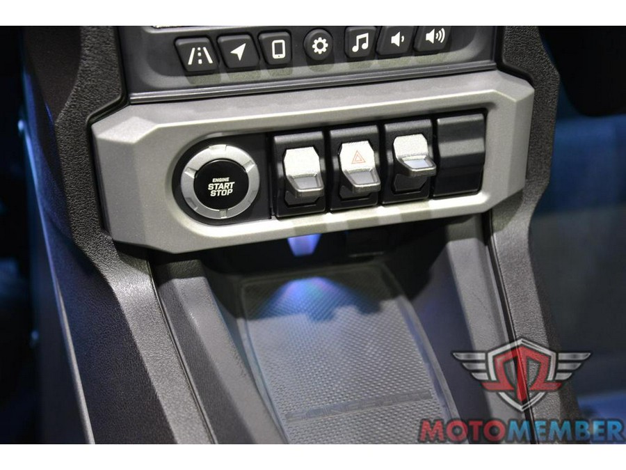 2026 Slingshot SL AutoDrive