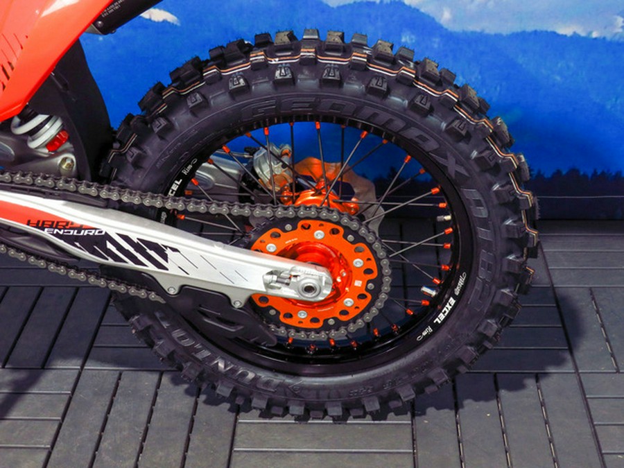 2026 KTM XC 300 W Hardenduro