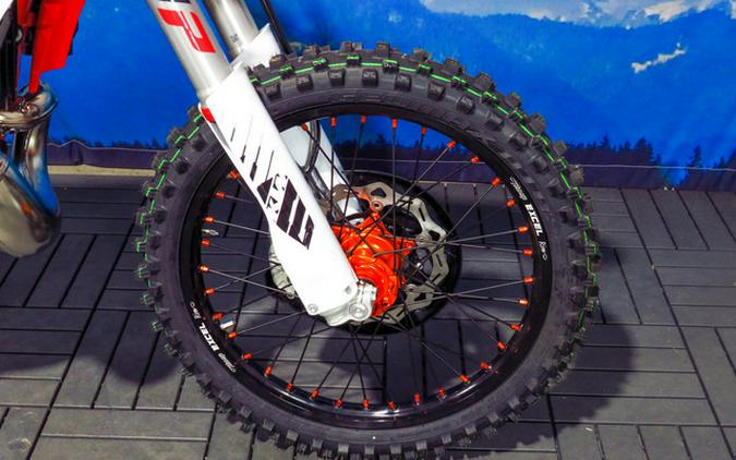 2026 KTM XC 300 W Hardenduro