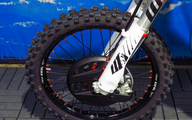 2026 KTM XC 300 W Hardenduro