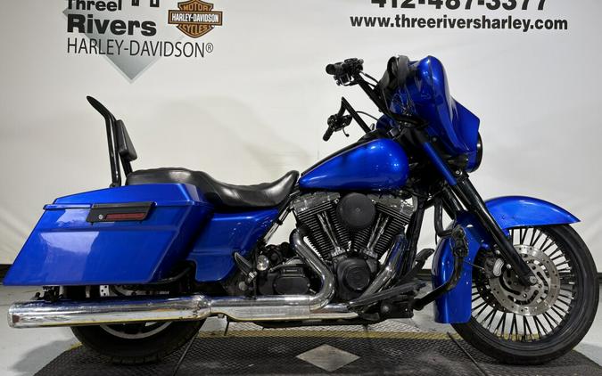 2006 Harley-Davidson® Street Glide® Custom Blue