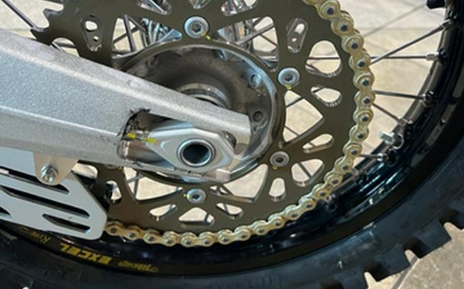 2026 Ducati DESMO450 MX Factory 450 MX