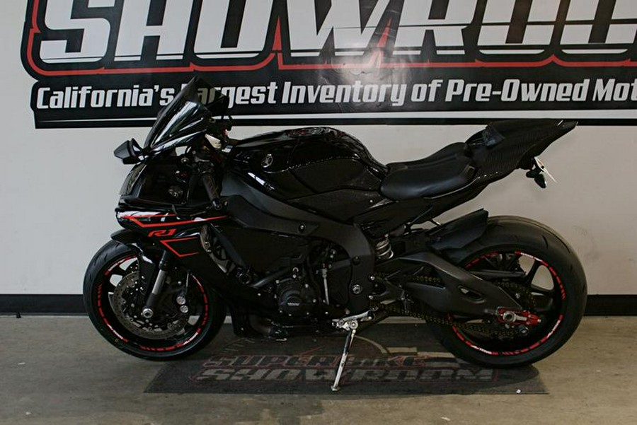 2017 Yamaha YZF-R1 Raven Black