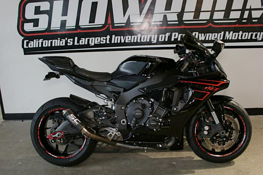 2017 Yamaha YZF-R1 Raven Black