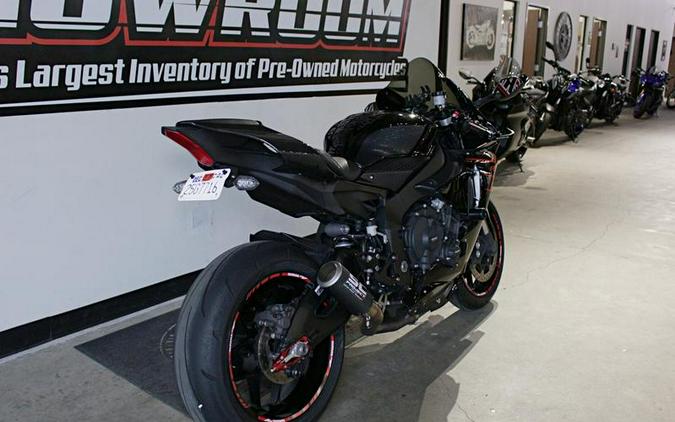 2017 Yamaha YZF-R1 Raven Black