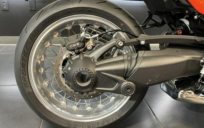 2026 BMW Motorrad R 12 nineT LAVA ORANGE METALLIC