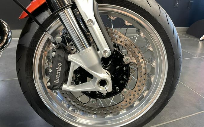 2026 BMW Motorrad R 12 nineT LAVA ORANGE METALLIC