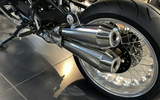 2026 BMW Motorrad R 12 nineT LAVA ORANGE METALLIC