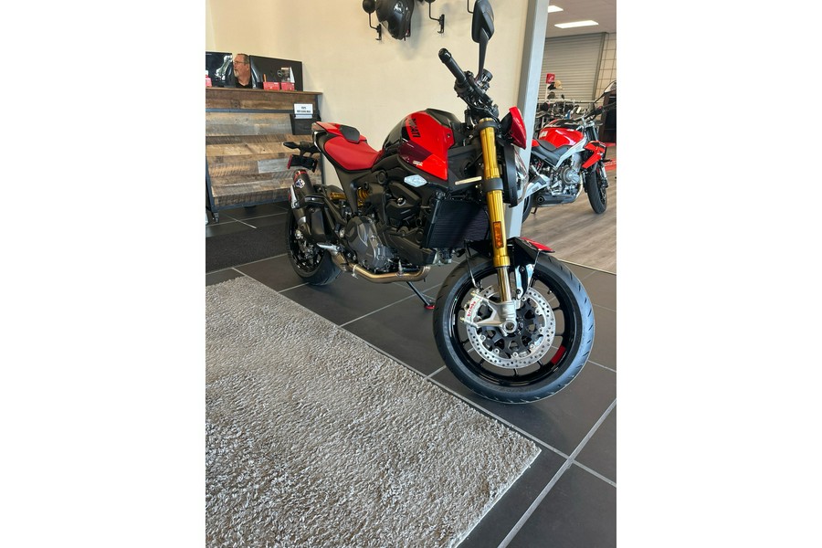 2025 Ducati Monster SP