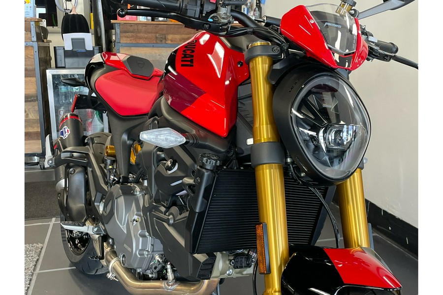 2025 Ducati Monster SP