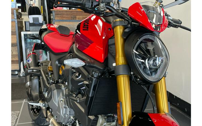 2025 Ducati Monster SP