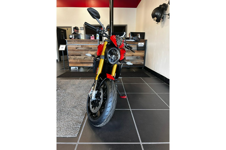 2025 Ducati Monster SP