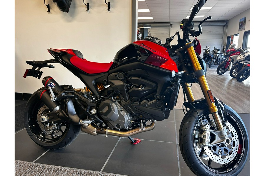 2025 Ducati Monster SP