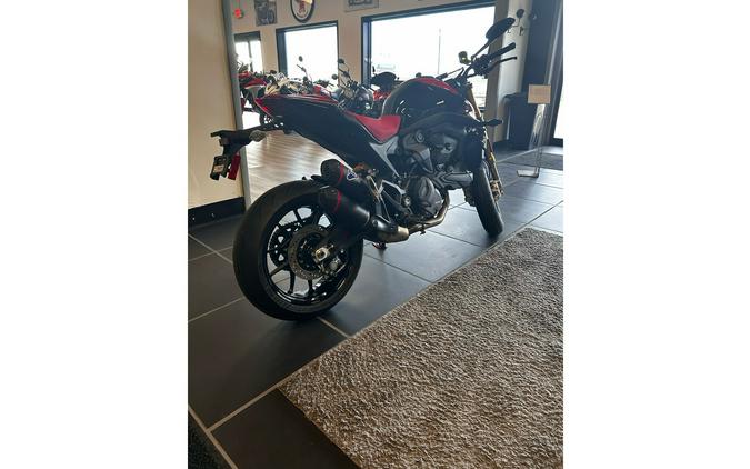 2025 Ducati Monster SP