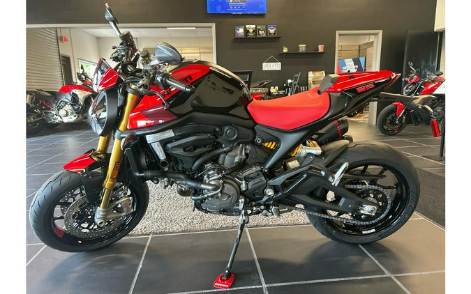 2025 Ducati Monster SP