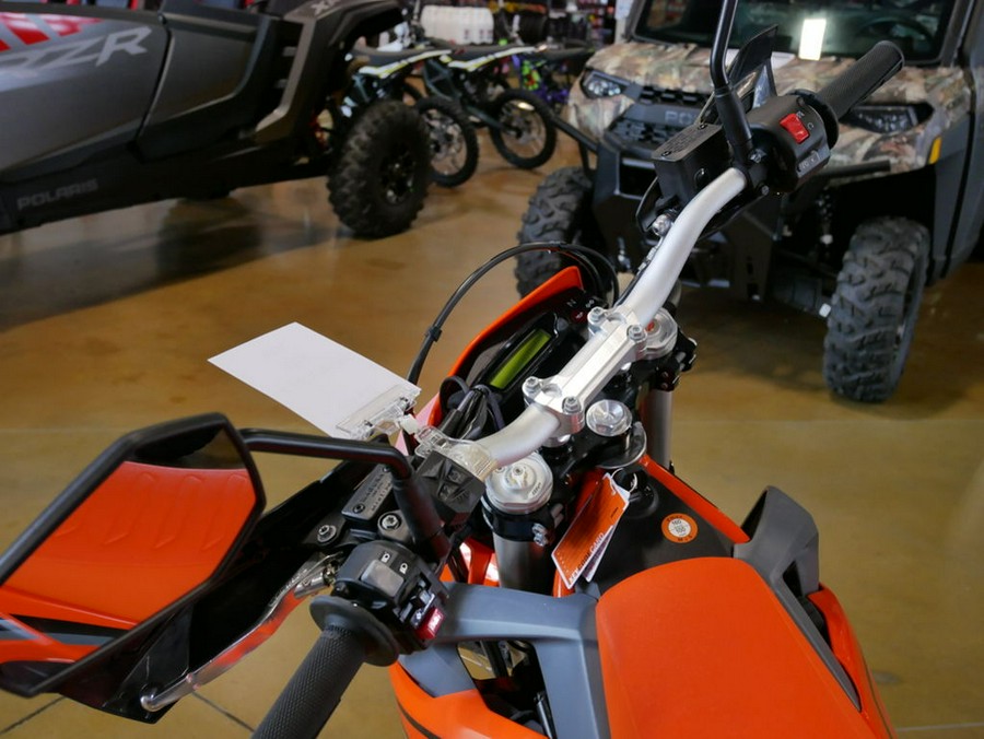 2023 KTM 690 Enduro R