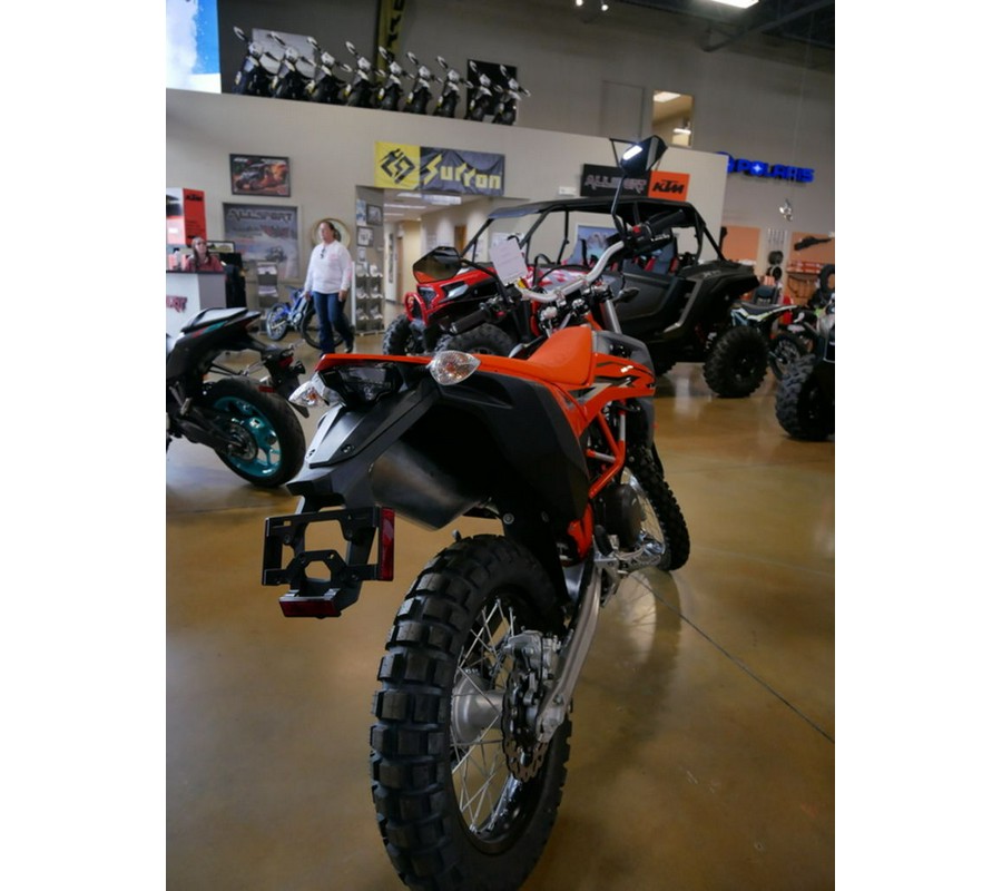 2023 KTM 690 Enduro R