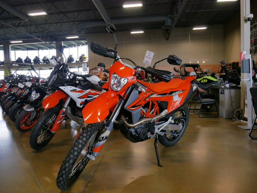 2023 KTM 690 Enduro R