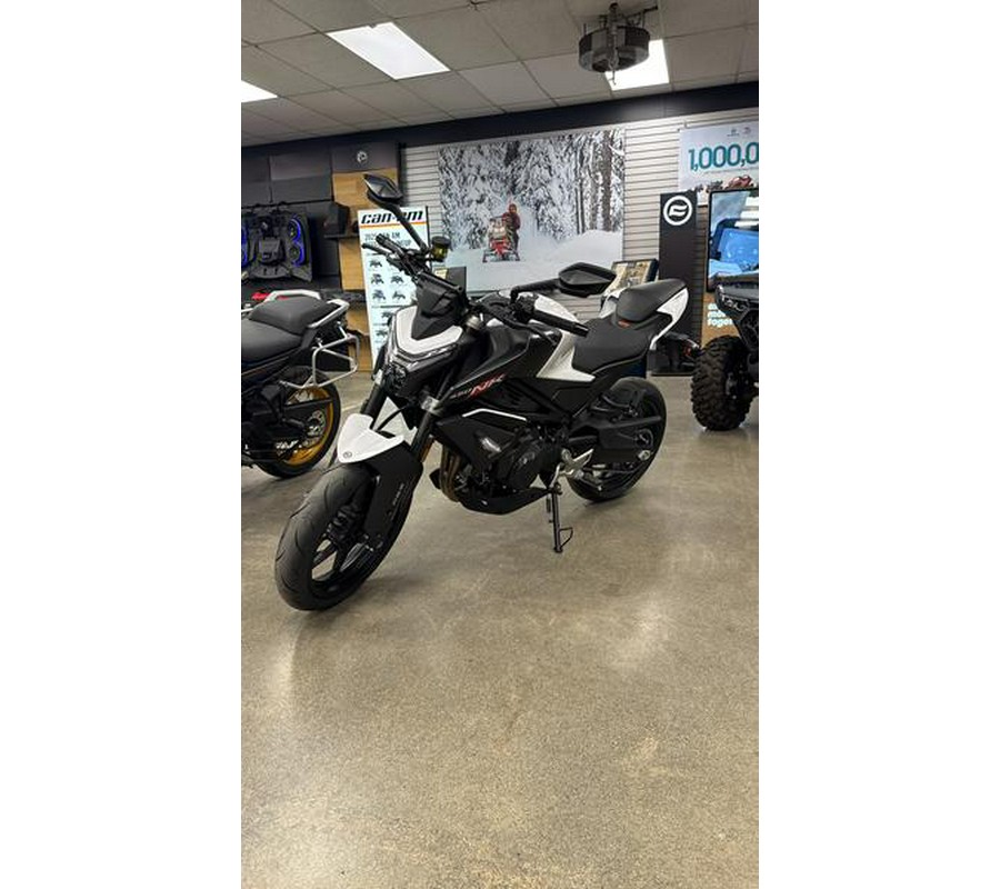 2025 CFMOTO 450NK