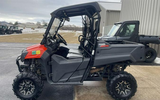 2019 Honda® Pioneer 700 Deluxe