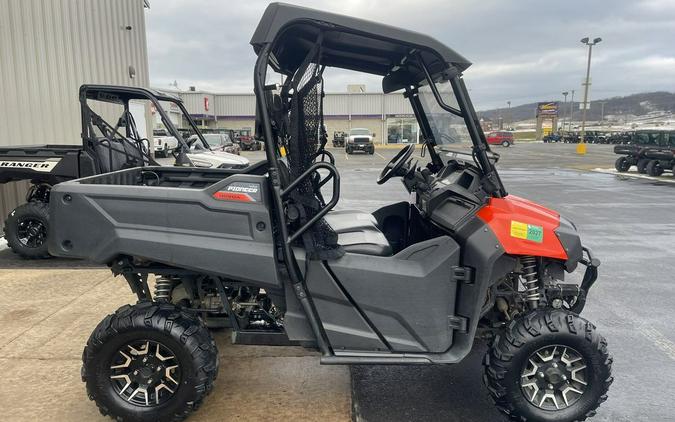 2019 Honda® Pioneer 700 Deluxe