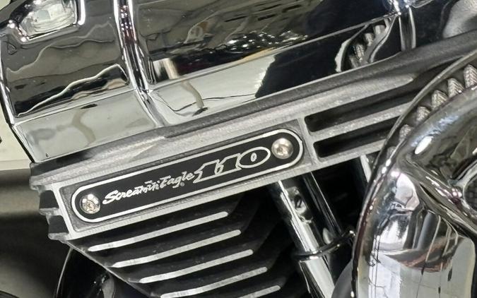 2016 Harley-Davidson® CVO™ Street Glide® Atomic Red with Candy Apple Flames