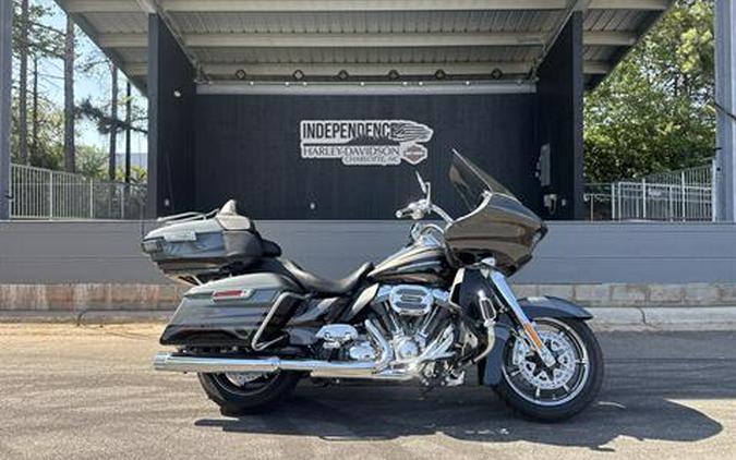 2016 Harley-Davidson CVO™ Road Glide™ Ultra