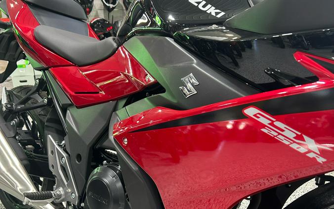 2025 Suzuki GSX 250R ABS
